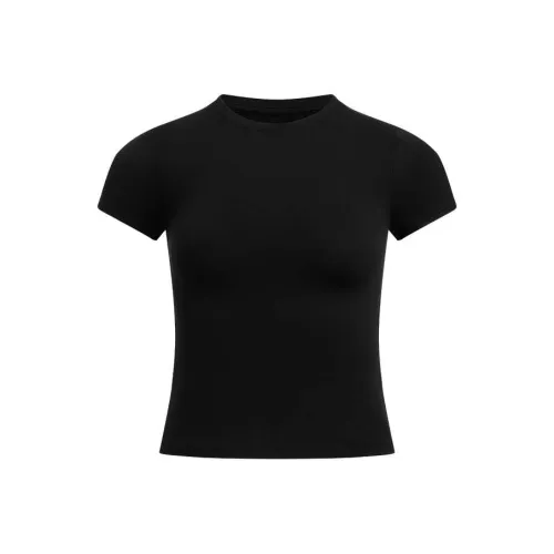 Under Armour Meridian Черный 001 Женские Футболки