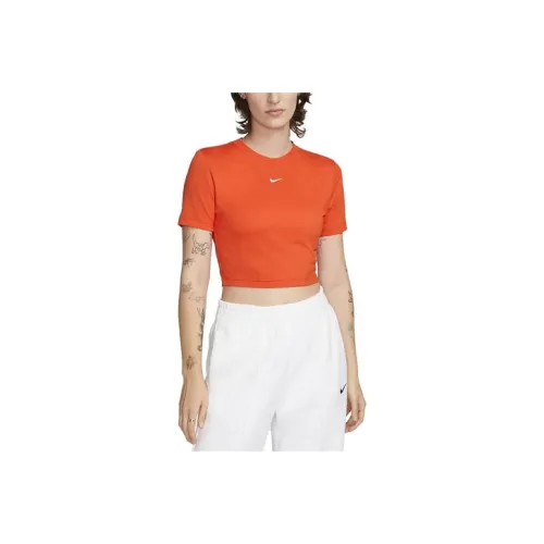 nike Sportswear Essentials series T-Shirt Женская Orange