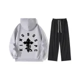 Светло-серый комплект одежды