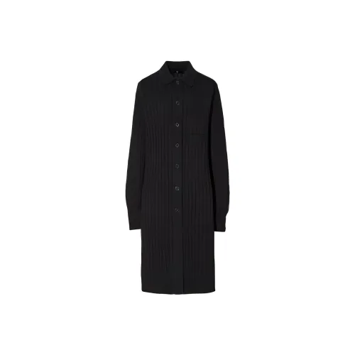 UNIQLO Черные Женские Свитеры