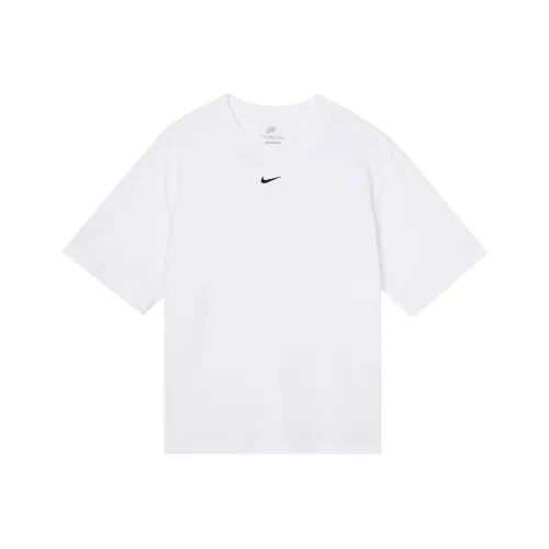 NIKE Sportswear Essentials series Белые Женские Футболки