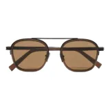 Коричневый