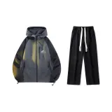 Комплект одежды (Темно-серый топ + черные джинсы)