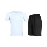 Набор (белый топ+черные шорты)