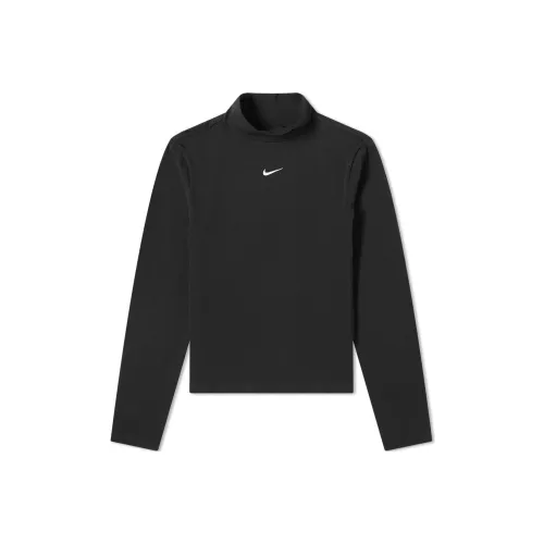 NIKE Черные Женские Футболки