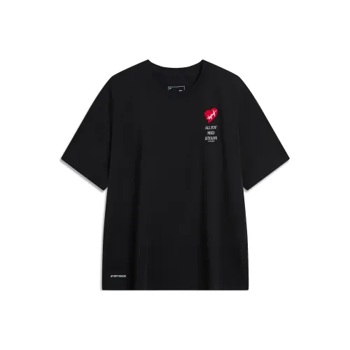 LINING Рукав с оборванным плечом T-рубашка Женская Черная