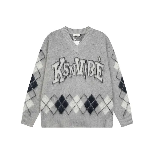 Женские свитеры