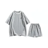 Светлый горошек зеленый