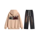 Комплект одежды (Розовый топ + Черные джинсы)