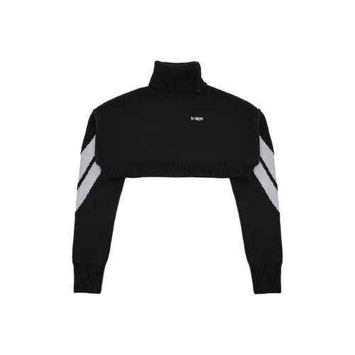 Nerdy Черные Женские Свитера