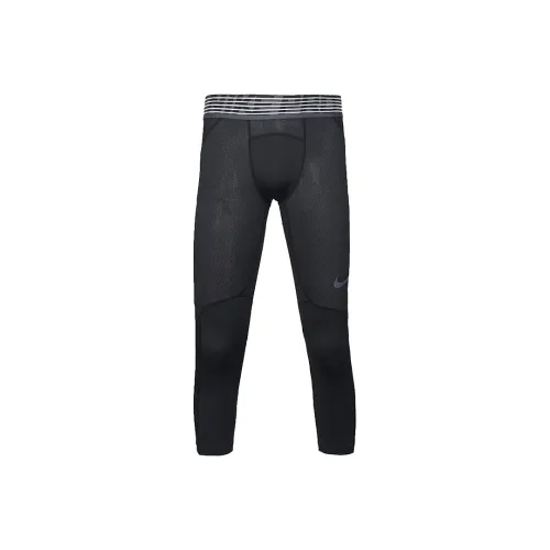 Nike Мужские спортивные шорты черного цвета