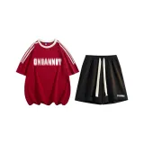 Gucci Красная футболка + черные шорты