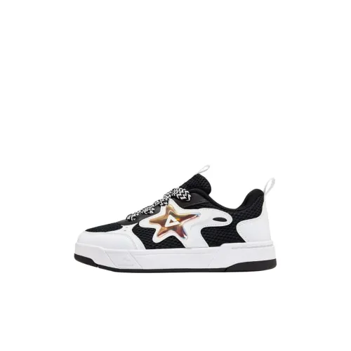 PEAK Slip-resistant Abrasion-resistant Low Top Kids Lifestyle Shoes Black Bright White Kids PEAK Противоскользящие Износостойкие Низкие Кеды для Детей Лайфстайл Черный Ярко-Белый Детский