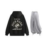 Set (Black Top + Light Gray Casual Pants)  
Комплект (Черный топ + Светло-серые повседневные штаны)