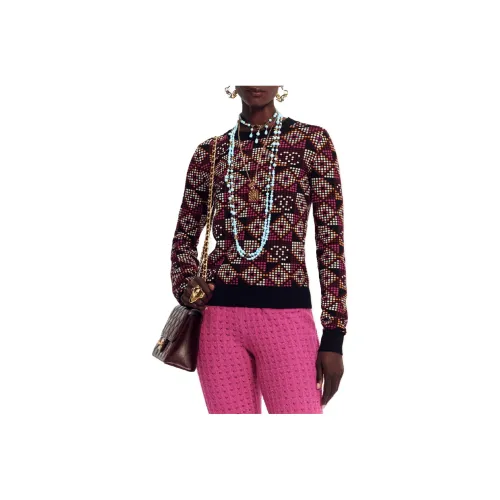 CHANEL Розовые Женские Свитеры