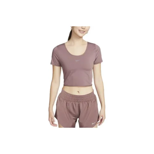 Nike T-Shirt Женская Дымчатый Розовый Фиолетовый
