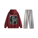 Set (Burgundy Top + Light Blue Jeans)  
Комплект (Бордовый топ + Светло-синие джинсы)