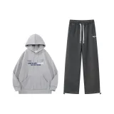 Gray Top + Dark Gray Pants  
Серый топ + темно-серые штаны