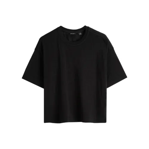 Calvin Klein T-рубашка женская космический черный