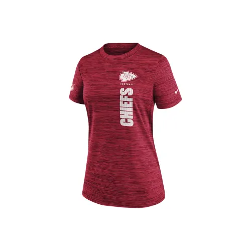 Nike Обычная T-рубашка Женская Красная