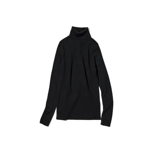 UNIQLO Черные Женские Свитеры