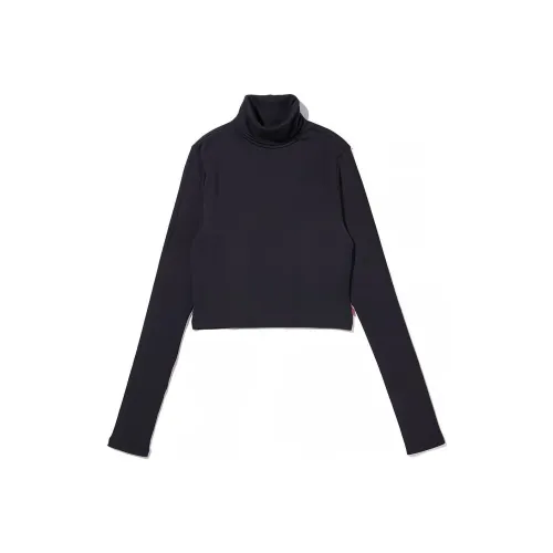 Levi's FW22 T-Shirt Женская Черная