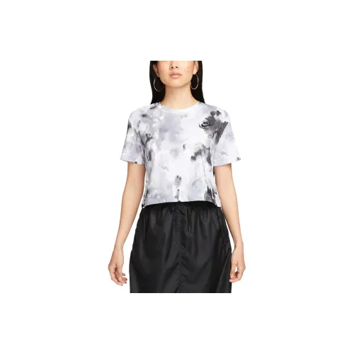 NIKE Черные Женские Футболки