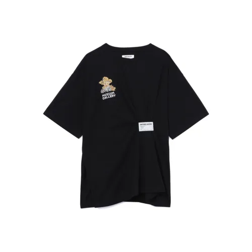 MUSIUM DIV Женские футболки с коротким рукавом