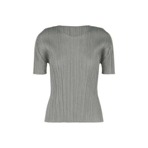 ISSEY MIYAKE T-рубашка Женская Темно-серая