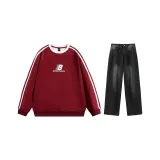 Бордовый топ + черные штаны