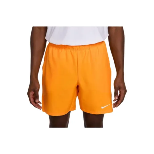 nike Повседневные шорты Мужские Светло-оранжевые