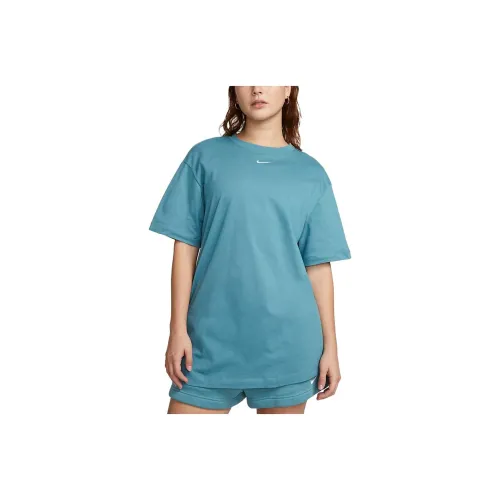 NIKE Sportswear Essentials series NOISE Wave Light Зеленые Женские Футболки