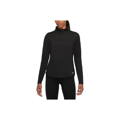 NIKE THERMA Форма one Черные Женские Т-рубашки