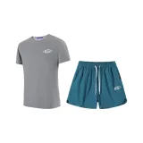 Серый футболка + синие штаны