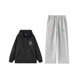 Черный топ+серые брюки