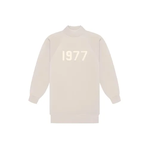 Fear Of God Essentials 3 4 рукав Mockneck Пшеница 1977 Коллекция Свитшот Женские Пшеница