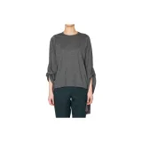 Топ серого цвета