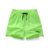 Неоново-зеленый