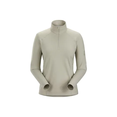 Arcteryx Стандартная T-рубашка Женская