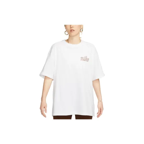 NIKE Белые Женские Футболки