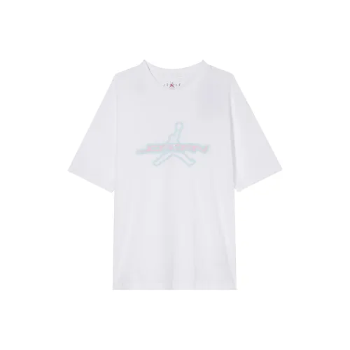 Jordan Essentials Белый Женские T-рубашки