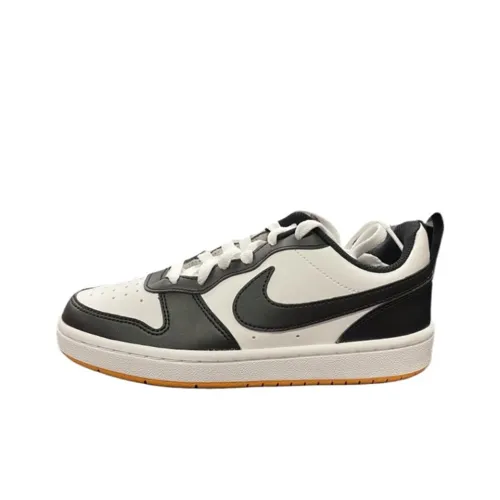 Nike Court Borough Нижняя юбка Устойчивая к истиранию Низкий Топ Детские Скейтбординги Белый Черный