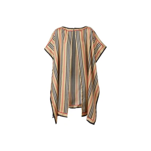 Burberry Куртки и Пальто Женские