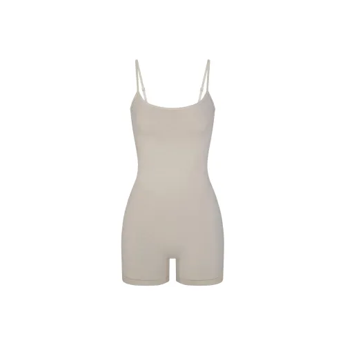 SKIMS OUTDOOR CAMI ONESIE Комбинезон Женский Камень Каменный цвет