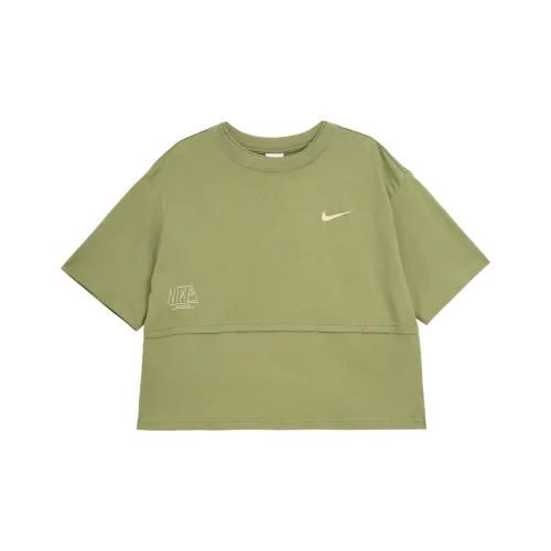 NIKE Зеленые Женские Футболки