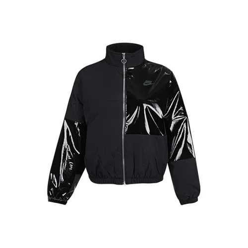 NIKE Черные Женские Куртки