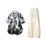 Чёрная рубашка + абрикосовые штаны