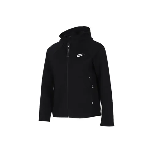 NIKE Женские Куртки