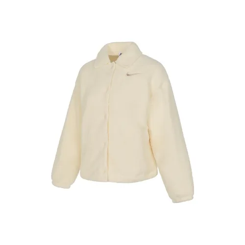 NIKE Экрю Женские Куртки