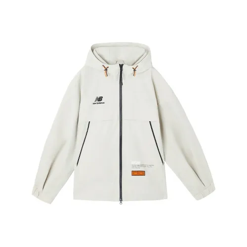 New Balance Белые Женские Куртки
